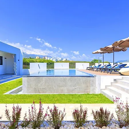 Haus In Georgioupoli Mit Aussenpool Und Atemberaubender Aussicht * Paralia Kourna